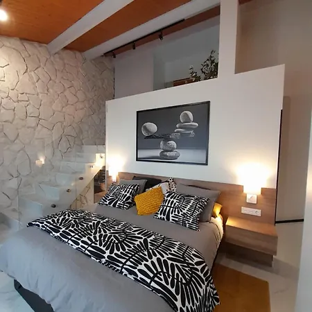 Apartment Atico Roseta Luxury